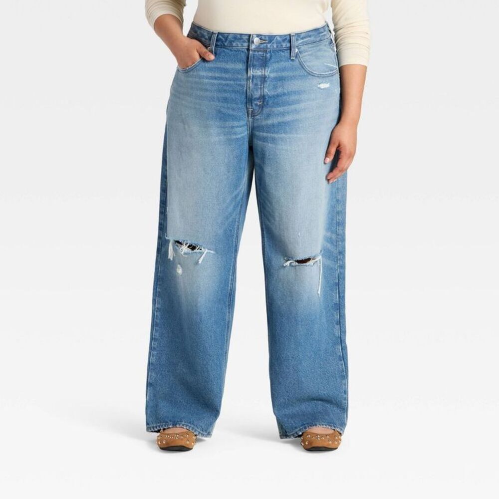 Women's Mid-Rise 90's Baggy Denim Jeans - Medium Wash Destroy 17 Short